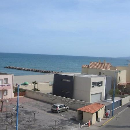 Le Miramar Appartement Face A La Mer - Balcon - Clim Сен-Сиприен Экстерьер фото