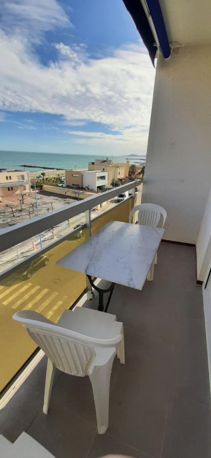 Le Miramar Appartement Face A La Mer - Balcon - Clim Сен-Сиприен Экстерьер фото